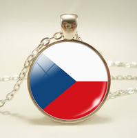 Collier léger avec pendentif drapeau de la Croatie, ajustable, en alliage, avec cabochon en verre brillant, série drapeaux des pays