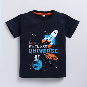 T-shirt régulier en pur coton imprimé pour garçons, couleur bleu marine, avec impression graphique cool de fusée spatiale et de planète, t-shirt doux - Product Image 4