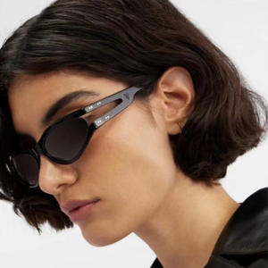 Lunettes de soleil ovales de style européen pour femmes, verres PC UV400, monture noire, protection solaire classe 2, vente en gros transfrontalière - Product Image 5