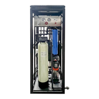 Petit équipement de filtration RO à haut rendement avec pompe et installation facile PLC pour les besoins personnalisés en eau potable