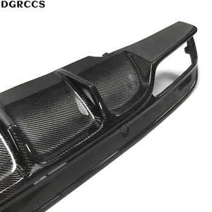 ลิ้นกันชนหลังคาร์บอนไฟเบอร์ทรง FD สำหรับ W205 C-Class - Product Image 4