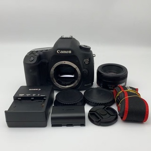 Appareil photo reflex numérique plein format <span class=keywords><strong>Canon</strong></span> EOS 5D Mark III d'occasion avec objectif EF 50mm f/1.8 STM - Vente en gros - Product Image 6