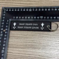 Porte-clés de broderie double face personnalisé OEM ODM lettres brodées étiquette de sac à bagages pour porte-clés et mousquetons promotionnels