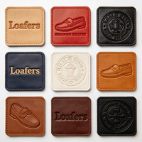 Étiquettes en cuir PU personnalisées avec un design personnalisé, gaufrées, pour les jeans de marque, les vêtements, les étiquettes en cuir