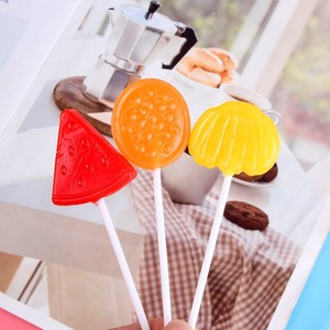 Piruleta <span class=keywords><strong>de</strong></span> caramelo duro con sabor a frutas multicolor, con forma <span class=keywords><strong>de</strong></span> fruta, diseño <span class=keywords><strong>de</strong></span> dibujos animados, personalizable, con estante <span class=keywords><strong>de</strong></span> regalo, ¡la más vendida! - Product Image 3