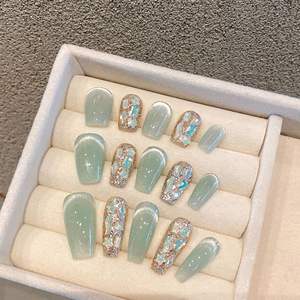 Fabricante al por mayor francés reutilizable Rhinestone taladro de lujo de alta calidad hecho a mano <span class=keywords><strong>uñas</strong></span> cortas beso prensa palo en las <span class=keywords><strong>uñas</strong></span> - Product Image 3