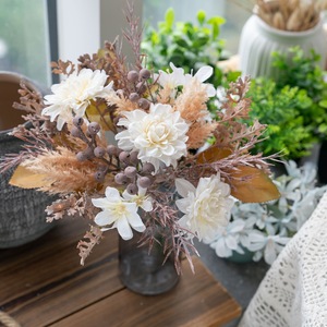 Bouquet de fleurs artificielles CallaFloral Dahlia pour la décoration de la maison et des mariages CF02024 - Product Image 2
