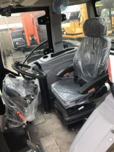 Cargadoras Usadas de Japón, Máquina Caterpillar CAT 428F en Venta, Buena Calidad en Shanghái, China - Product Image 3