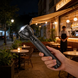 Lampe torche ultra <span class=keywords><strong>longue</strong></span> <span class=keywords><strong>portée</strong></span> 30000m 1 km Lampe torche LED pour <span class=keywords><strong>phare</strong></span> - Product Image 1