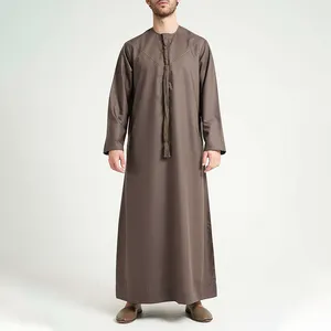 Elegant Plus Size Men's Arabic Thobe Breathable Seamless men thobes islamic clothing Polyester For Fashion Abaya muslim dress