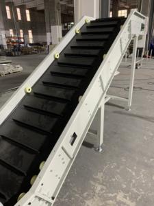 Konveyor Sabuk Miring/Miring Turun Berkualitas Tinggi yang Dapat Disesuaikan - Product Image 4