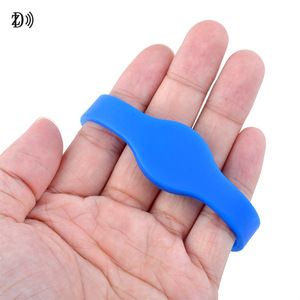 부드러운 부드러운 NFC 팔찌 듀얼 칩 LF + HF/NFC 실리콘 보안 RFID 팔찌 - Product Image 6