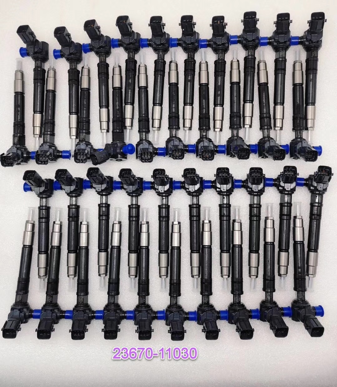 diesel fuel Common Rail Injector 23670-59045 23670-51060 295900-0300 295900-0220 injector for Toyota Land Cruiser VDJ200 Engine