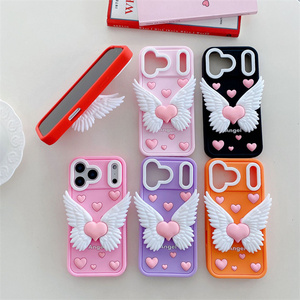 Custodia Protettiva Lichicase Antiscivolo con Cuori Rosa e Ali d'Angelo per <span class=keywords><strong>iPhone</strong></span> 15, 15 Plus, 15 Pro, 15 Pro Max - Product Image 2
