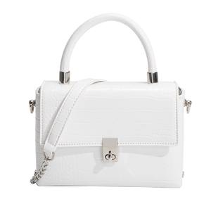 กระเป๋าถือลายจระเข้สีขาวพร้อมตัวล็อคโลหะหรูหราและประณีต - Product Image 3