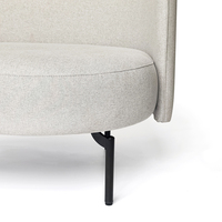 Kuckiger und schlanker italienischer stilvoller Einzelsofa Metallbeine Armchair Büro Wohnzimmer Freizeitsessel Akzentsofa