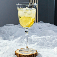 Gobelet en verre soufflé à la main à bord doré transparent, pied à facettes perlé, capacité 301-400 ml, écologique, pour mariage, fête, bar