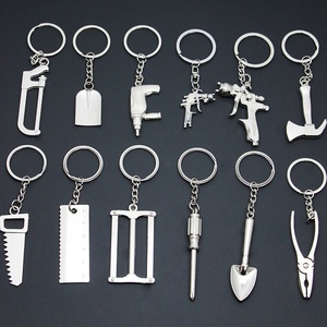 Bán Buôn Mini Retro Xe Mô Phỏng Công Cụ Keychain Phim Hoạt Hình Kim Loại Cờ Lê Tuốc Vít Brass Laser Logo Món Quà Nhỏ Mặt Dây Chuyền - Product Image 3