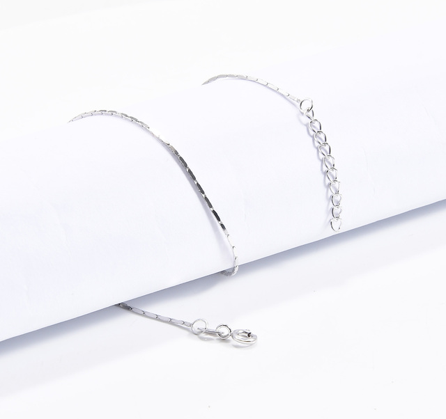 925 Sterling Silver Jewelry 0.8mm Hammer Square Silver Necklace 2.28 gram 45cm 925 Sterling Silver Necklace Chain