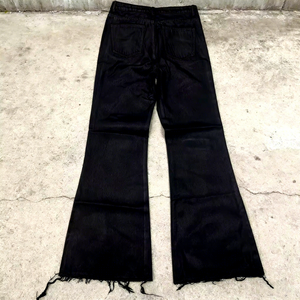 <span class=keywords><strong>Jeans</strong></span> Denim <span class=keywords><strong>Neri</strong></span> da Uomo a <span class=keywords><strong>Vita</strong></span> <span class=keywords><strong>Bassa</strong></span>, Vestibilità Larga, Stile Vintage, Personalizzati, Modello Bootcut a Zampa d'Elefante, con Finitura Cerata, per Streetwear - Vendita all'Ingrosso - Product Image 3