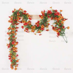 Guirlandes artificielles Evening Rhyme, 4 bandes de fleurs jaunes et oranges pour la décoration intérieure, décoration de printemps et de Pâques - Product Image 3