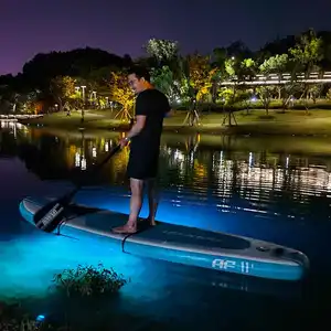 Luz de led ecológica impermeável, controle móvel que muda de cor para placa de remo inflável