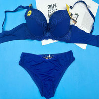 Ensemble soutien-gorge string et culotte grande taille YRF026, style populaire, avec bretelles réglables, disponible en plusieurs couleurs, tailles 36-46 B, à 2,25 dollars.
