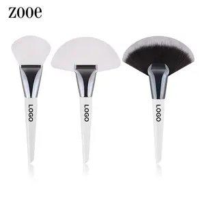 2023 ZOOE usine vente divers moussant blanc poignée ventilateur brosse pour masque facial Application brosse moussante - Product Image 1