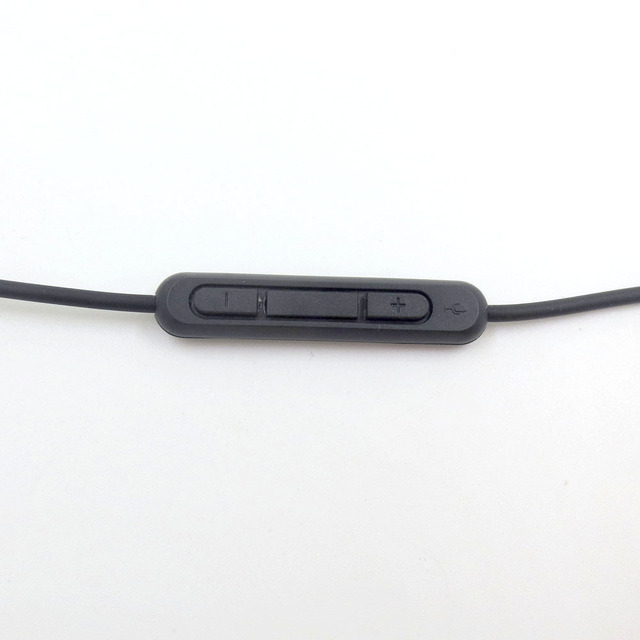 Aux Wire 3.5mm to 2.5mm for Bose-700 Quiet Comfort QC45/35II/35/25 OE2 Soundtrue Headphones With in Line Mic Volume Control