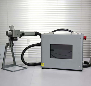 Machine de marquage laser à fibre mobile pour grandes pièces métalliques, équipements extérieurs et objets fixes - Product Image 2