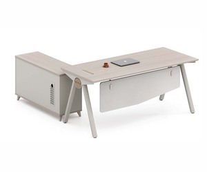 Becy Furniture Navigate Serie Bureau de direction modulaire de qualité supérieure avec rangement Panneau en bois moderne Design - Product Image 3