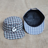 Casquette de tennis unisexe en coton à carreaux, style plat, en flanelle, pour l'hiver, avec logo brodé personnalisé, style mode à carreaux, chapeaux Pillbox – Vente en gros