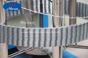 Fil barbelé automatique du rasoir 2025 clôturant la chaîne de production facile à utiliser la machine/équipement - Product Image 5