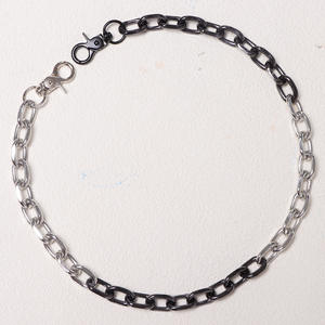 Cadena de cintura de moda estilo hip hop bicolor con diseño de discoteca, de aleación de zinc, con patchwork en blanco y negro, de una sola capa, para discoteca. - Product Image 3