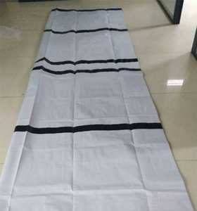 Bâche en polyéthylène ignifuge légère de haute qualité, feuille PE laminée imperméable avec bords renforcés pour usage industriel - Product Image 5