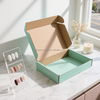 Boîte d'expédition personnalisée en carton ondulé recyclable de 2 mm d'épaisseur, avec pelliculage mat et gaufrage double face, pour produits de beauté des ongles et mouchoirs