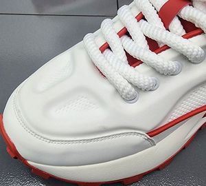 รองเท้าผ้าใบผู้ชายรุ่นทันสมัยปี 2026 พื้นหนานุ่ม ระบายอากาศได้ดี สวมใส่สบาย เหมาะสำหรับวิ่งและเดินเล่นในฤดูใบไม้ผลิและฤดูใบไม้ร่วง สไตล์ลำลองอเนกประสงค์ - Product Image 5