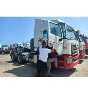 Howo 6x4 trattore <span class=keywords><strong>cavalli</strong></span> 2016-2021 anno usato Sinotruk LHD RHD <span class=keywords><strong>trasporto</strong></span> a lunga distanza 371 380 400 HP <span class=keywords><strong>camion</strong></span> testa prezzo - Product Image 4