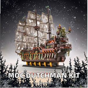 Pour Mould King 13138 Kit de construction de modèle de bateau pirate Dutchman Sailboat MOC pour adultes Nouvelle collection - Product Image 3