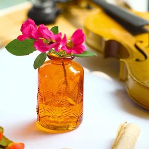 Vente en gros de <span class=keywords><strong>vase</strong></span> à fleurs en verre nordique pour mariage à la maison <span class=keywords><strong>vase</strong></span> en verre bouteille à fleurs ambre décoratif unique et créatif - Product Image 4