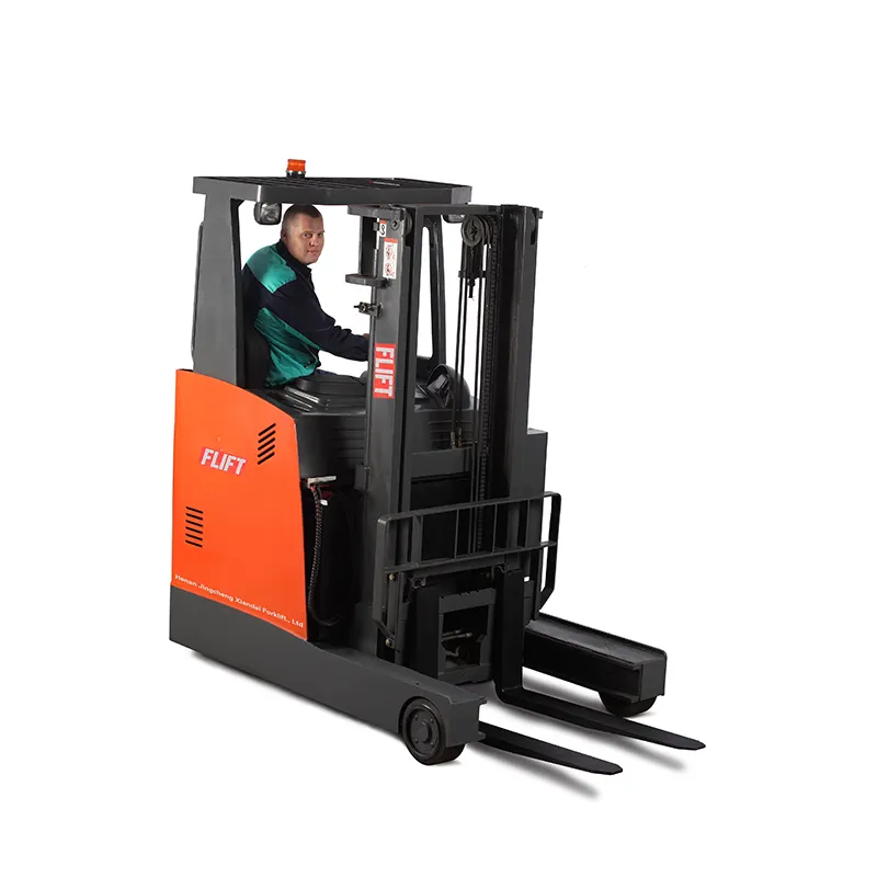 Nhỏ trọng tải 2.5 Tấn Đạt Stacker ngồi phong cách 1620 mét quay bán kính 80 mét mặt đất giải phóng mặt bằng Nhà Máy Giá