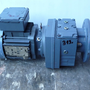 Nuevo PLC Original en Stock RF3/DF71D4, Controlador PAC para Automatización Industrial, Marca Original, Disponible para Entrega Inmediata - Product Image 1