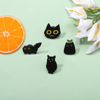 Mauvaise sorcière aiguille boule de cristal à la main chat noir crâne rétro émail broche broche Badge décoratif Cowboy Halloween bijoux