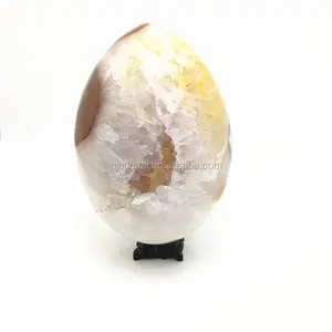 Uova di cristallo intagliate in pietra all'ingrosso Geode di agata naturale guarigione uova di drago di cristallo in vendita
