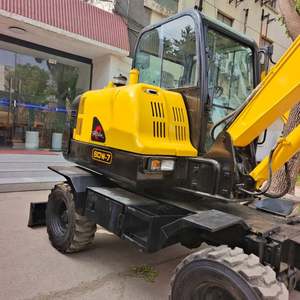 Excavatrice HYUNDAI 60W-7 en bon état, excellente machine de construction, excavatrice sur roues à vendre - Product Image 6