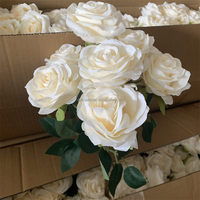 B-1126 Hoogwaardige witbeige bloemige design handgemaakte zijden rozen takken kunstmatige rozen bloemenboeket voor decoratie