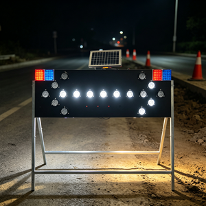 Panneaux de signalisation routière bidirectionnels à énergie solaire pour l'entretien des autoroutes et les réparations municipales - Product Image 5