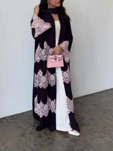 Hafizah Siyah Açık Abaya Pembe Çiçekli Dantel Aplike Süslemeli Tesettür Maksi Kimono Müslüman Kadınlar Dubai Zarif İslami Elbise - Product Image 3