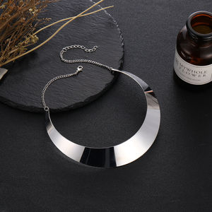 サマービーチY2Kネックレスパンク誇張チャンキーチョーカー金属ネックレス金色の厚い幾何学的ステートメントネックレス女性のための - Product Image 4