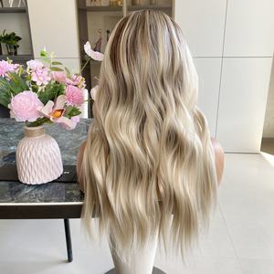 Perruques synthétiques de haute qualité 13*4 à prix imbattable, boucles françaises de 14 pouces avec extrémités lisses comme des baguettes - Product Image 4